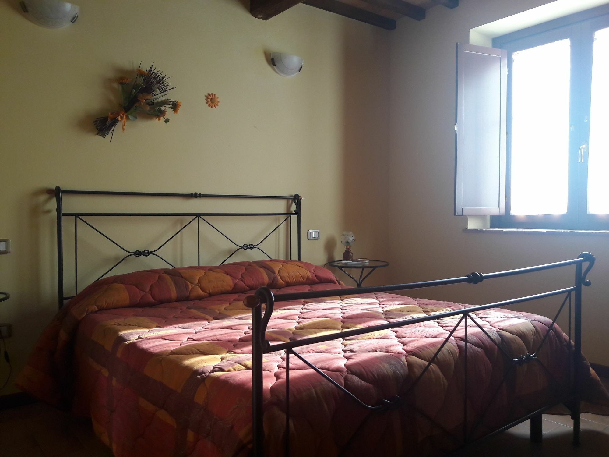 Affittacamere Da Laura Silvi Orvieto Buitenkant foto